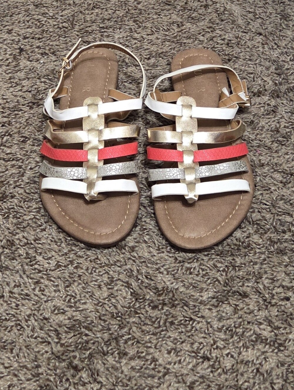 LUXUR Women's Flat Strappy Gladiator Sandals